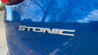 Kia Stonic 1.0 T-GDi MHEV GT-Line SUV 5dr Petrol Hybrid DCT Euro 6 (s/s) (1