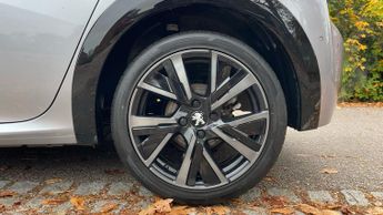 Peugeot 208 1.2 PureTech GT Premium Hatchback 5dr Petrol EAT Euro 6 (s/s) (1