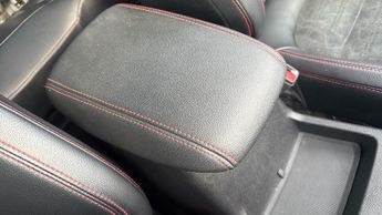 Ford Kuga 2.5h Duratec ST-Line Edition SUV 5dr Petrol Hybrid CVT Euro 6 (s