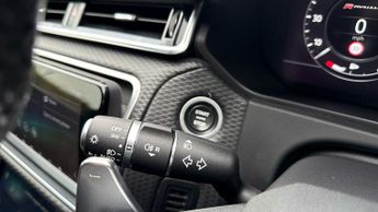 Land Rover Range Rover Velar 2.0 D240 R-Dynamic SE SUV 5dr Diesel Auto 4WD Euro 6 (s/s) (240 