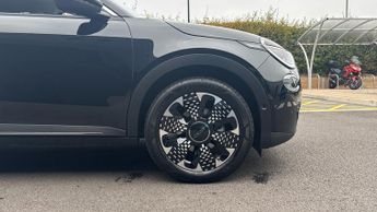 Fiat 600 1.2 MHEV La Prima SUV 5dr Petrol Hybrid e-DCT Euro 6 (s/s) (136 