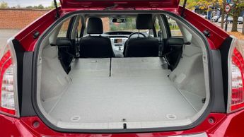 Toyota Prius 1.8 VVT-h T Spirit Hatchback 5dr Petrol Hybrid CVT Euro 5 (s/s) 