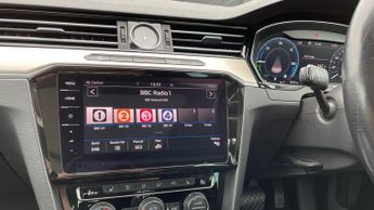 Volkswagen Passat 1.4 TSI GTE Advance Estate 5dr Petrol Plug-in Hybrid DSG Euro 6 