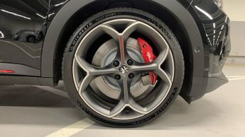 Alfa Romeo Junior 54kWh Elettrica Veloce SUV 5dr Electric Auto (280 ps)