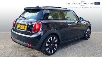 Mini Electric Hatch Cooper SE 32.6kWh Level 3 Hatchback 3dr Electric Auto (184 ps)