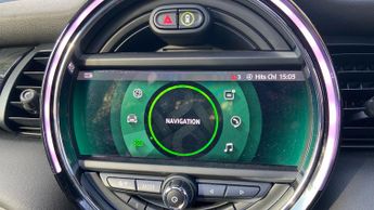 Mini Electric Hatch Cooper SE 32.6kWh Level 3 Hatchback 3dr Electric Auto (184 ps)