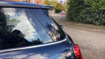 Mini Electric Hatch Cooper SE 32.6kWh Level 3 Hatchback 3dr Electric Auto (184 ps)