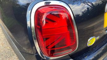 Mini Electric Hatch Cooper SE 32.6kWh Level 3 Hatchback 3dr Electric Auto (184 ps)