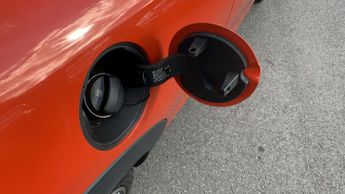 Mini Hatch 1.5 Cooper Hatchback 3dr Petrol Steptronic Euro 6 (s/s) (136 ps)