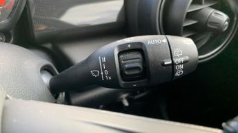 Mini Hatch 1.5 Cooper Hatchback 3dr Petrol Steptronic Euro 6 (s/s) (136 ps)