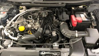 Nissan Qashqai 1.3 DIG-T MHEV N-Connecta SUV 5dr Petrol Hybrid XTRON Euro 6 (s/