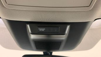 Nissan Qashqai 1.3 DIG-T MHEV N-Connecta SUV 5dr Petrol Hybrid XTRON Euro 6 (s/