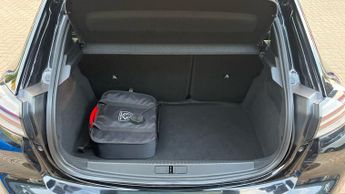 Peugeot 208 50kWh E-Style Hatchback 5dr Electric Auto (7.4kW Charger) (136 p