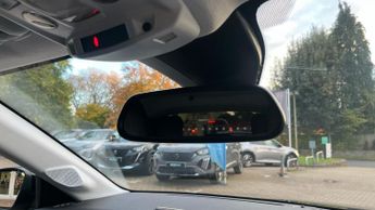 Peugeot 208 50kWh E-Style Hatchback 5dr Electric Auto (7.4kW Charger) (136 p
