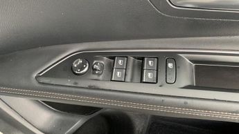 Peugeot 3008 SUV 1.6 14.2kWh GT SUV 5dr Petrol Plug-in Hybrid e-EAT Euro 6 (s/s) 