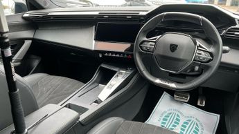 Peugeot 308 54kWh GT Hatchback 5dr Electric Auto (156 ps)