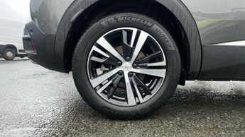 Peugeot 3008 SUV 1.2 HYBRID GT SUV 5dr Petrol Hybrid e-DSC6 Euro 6 (s/s) (136 ps)
