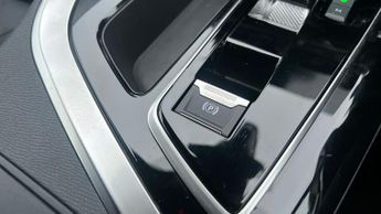 Peugeot 3008 SUV 1.2 HYBRID GT SUV 5dr Petrol Hybrid e-DSC6 Euro 6 (s/s) (136 ps)