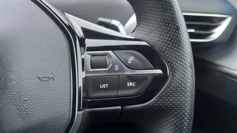 Peugeot 3008 SUV 1.2 HYBRID GT SUV 5dr Petrol Hybrid e-DSC6 Euro 6 (s/s) (136 ps)