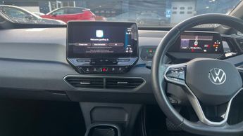 Volkswagen Id.3 Pro 58kWh Life Hatchback 5dr Electric Auto (145 ps)