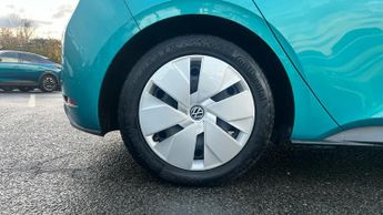 Volkswagen Id.3 Pro 58kWh Life Hatchback 5dr Electric Auto (145 ps)