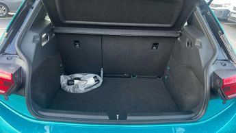 Volkswagen Id.3 Pro 58kWh Life Hatchback 5dr Electric Auto (145 ps)