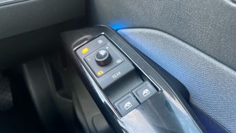 Volkswagen Id.3 Pro 58kWh Life Hatchback 5dr Electric Auto (145 ps)