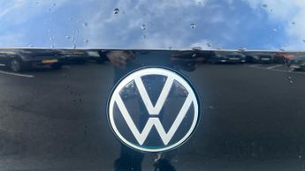 Volkswagen Id.3 Pro 58kWh Life Hatchback 5dr Electric Auto (145 ps)
