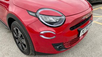 Fiat 600 1.2 MHEV SUV 5dr Petrol Hybrid e-DCT Euro 6 (s/s) (100 ps)