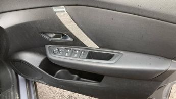 Citroen C4 1.2 PureTech MAX Hatchback 5dr Petrol EAT8 Euro 6 (s/s) (130 ps)