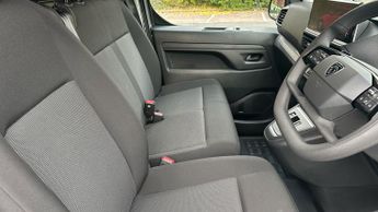 Peugeot Expert 75kWh Professional Standard Panel Van 6dr Electric Auto MWB (7.4