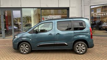 Vauxhall Combo Life Electric 50kWh Ultimate MPV 5dr Electric Auto (7.4kW Charger) (136 ps)