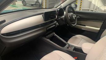 Fiat 600 1.2 MHEV La Prima SUV 5dr Petrol Hybrid e-DCT Euro 6 (s/s) (100