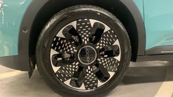 Fiat 600 1.2 MHEV La Prima SUV 5dr Petrol Hybrid e-DCT Euro 6 (s/s) (100 