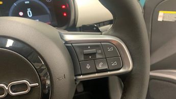 Fiat 600 1.2 MHEV La Prima SUV 5dr Petrol Hybrid e-DCT Euro 6 (s/s) (100 