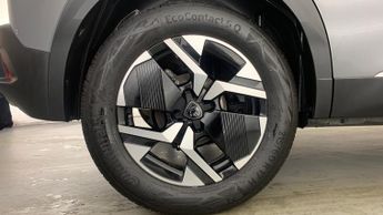 Peugeot 2008 1.2 PureTech Allure SUV 5dr Petrol EAT Euro 6 (s/s) (130 ps)