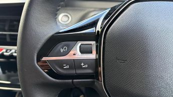 Peugeot 208 50kWh E-Style Hatchback 5dr Electric Auto (7.4kW Charger) (136 p