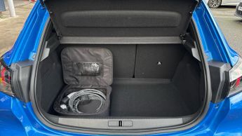 Peugeot 208 50kWh Allure Premium Hatchback 5dr Electric Auto (7kW Charger) (