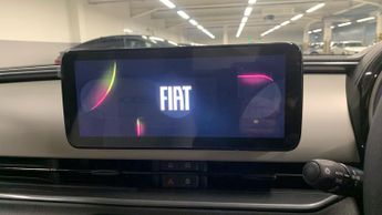 Fiat 600 1.2 MHEV La Prima SUV 5dr Petrol Hybrid e-DCT Euro 6 (s/s) (100 