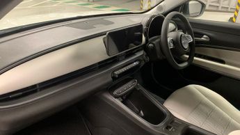 Fiat 600 1.2 MHEV La Prima SUV 5dr Petrol Hybrid e-DCT Euro 6 (s/s) (100 