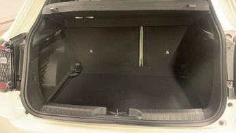 Fiat 600 1.2 MHEV La Prima SUV 5dr Petrol Hybrid e-DCT Euro 6 (s/s) (100 