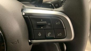 Fiat 600 1.2 MHEV La Prima SUV 5dr Petrol Hybrid e-DCT Euro 6 (s/s) (100 