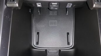 Fiat 600 1.2 MHEV La Prima SUV 5dr Petrol Hybrid e-DCT Euro 6 (s/s) (100 