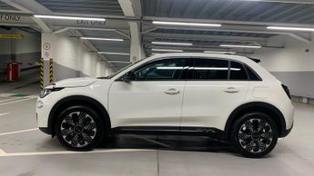 Fiat 600 1.2 MHEV La Prima SUV 5dr Petrol Hybrid e-DCT Euro 6 (s/s) (100 