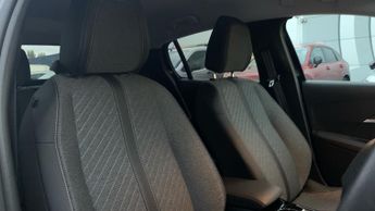 Peugeot 208 50kWh E-Style Hatchback 5dr Electric Auto (7.4kW Charger) (136 p