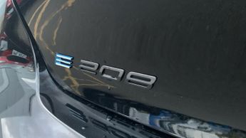 Peugeot 208 50kWh E-Style Hatchback 5dr Electric Auto (7.4kW Charger) (136 p