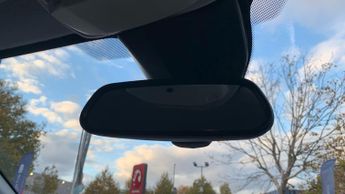 Peugeot 208 50kWh E-Style Hatchback 5dr Electric Auto (7.4kW Charger) (136 p