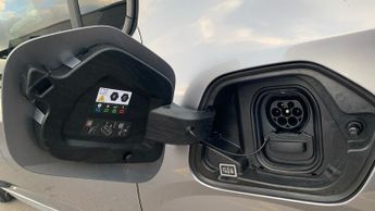 Peugeot 208 50kWh E-Style Hatchback 5dr Electric Auto (7.4kW Charger) (136 p