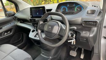 Peugeot Partner 800 50kWh Professional Premium Standard Panel Van 6dr Electric A