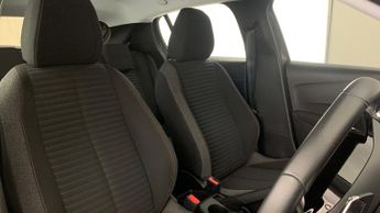 Peugeot 208 1.2 PureTech Active Premium Hatchback 5dr Petrol EAT Euro 6 (s/s